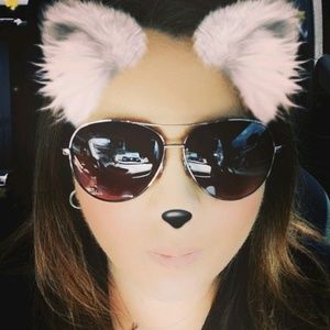 Meet your Posher, Candice